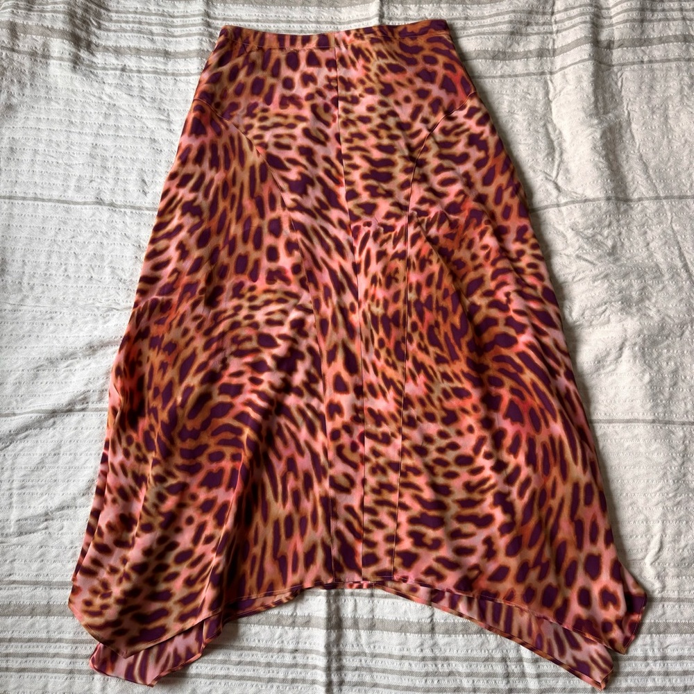 Stella McCartney Cheetah Print Silk Midi Skirt - Picture 5 of 12